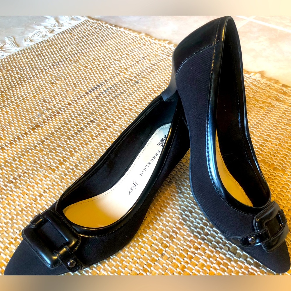 NWOT ANNE KLEIN I-FLEX kitten heels sz 6.5 - Picture 2 of 6